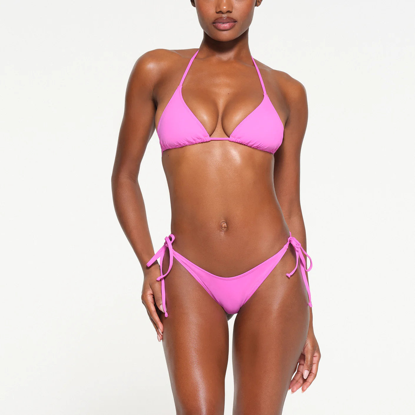 TRIANGLE TOP